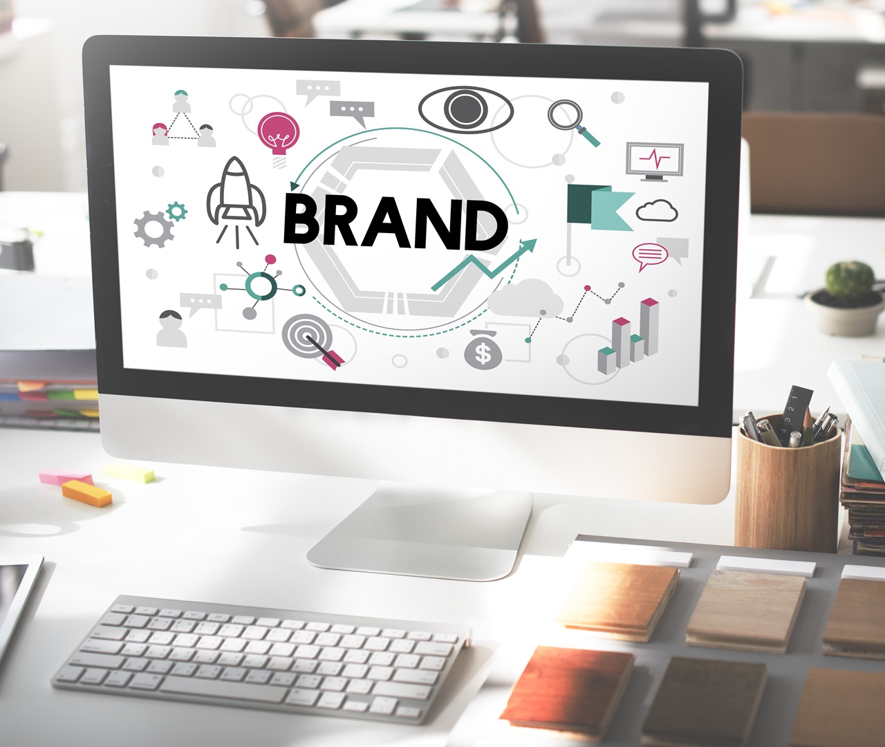Building a Strong Brand Identity in the Digital Age: Tips for Small Businesses in 2024
